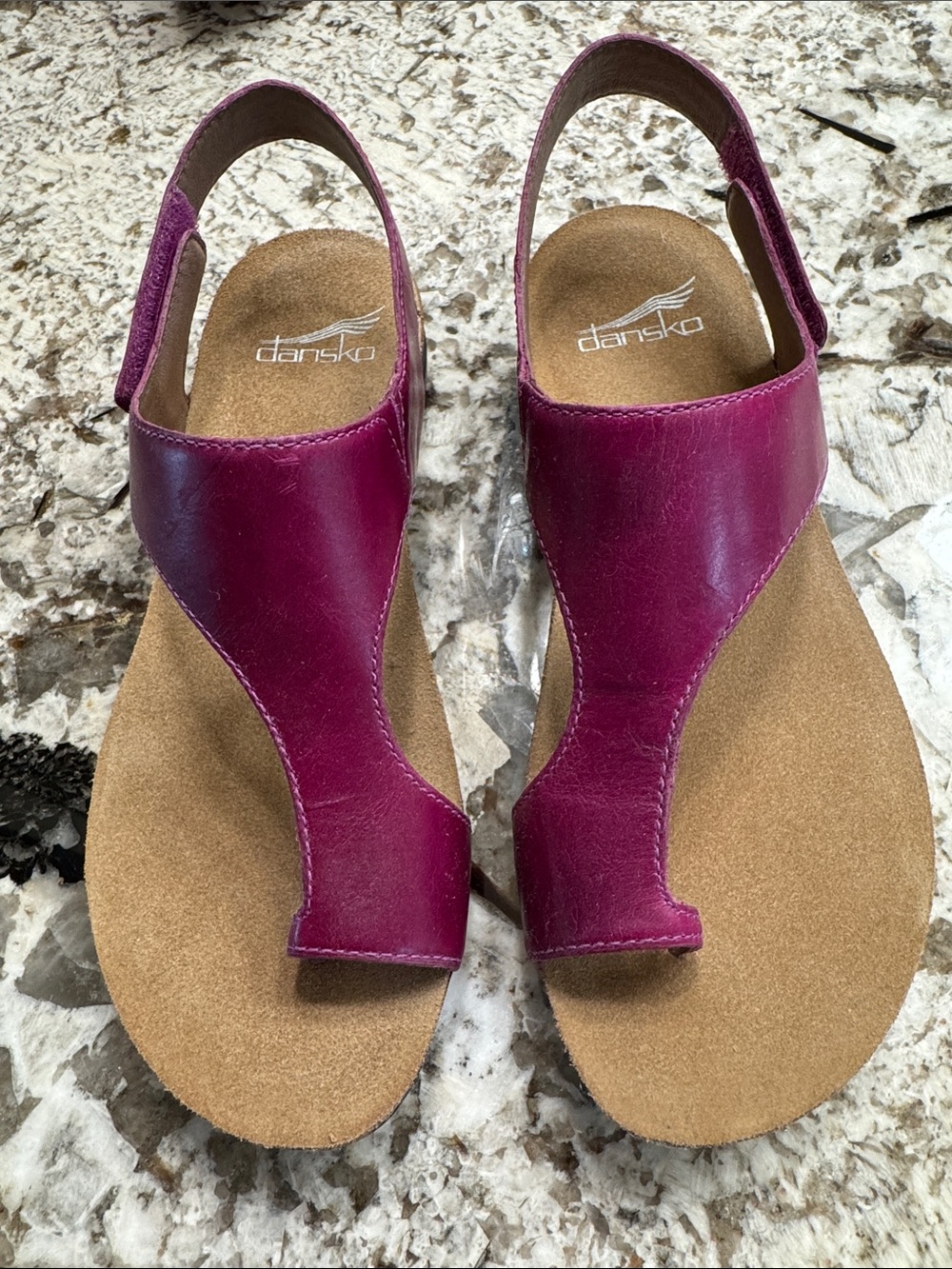 Dansko Reese Women's Fuchsia Leather T-Strap Slingback Sandals